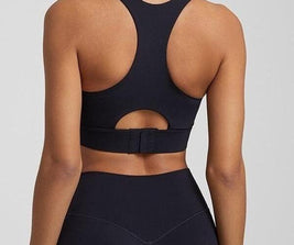 Yogaova Sports Bra with Staples