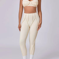 Ensemble Sport Sculptant Yoka - 2025 | Yogaova