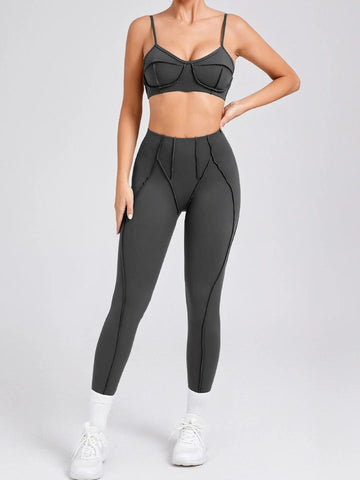 Ensemble Sport Sculptant Yoka - 2025 | Yogaova