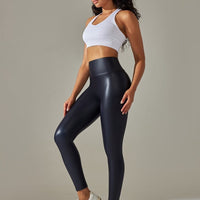 Legging Simili Cuir Sculptant | Yogaova