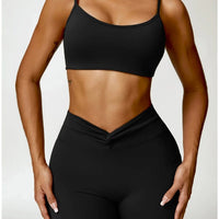 Short Sport Moulant Ceinture Plissée - Tendance 2024 | Yogaova