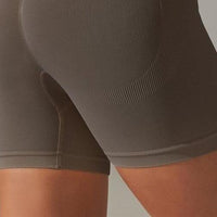 Short Sport Moulant Taille Haute (Push Up) Yogaova | Yogaova