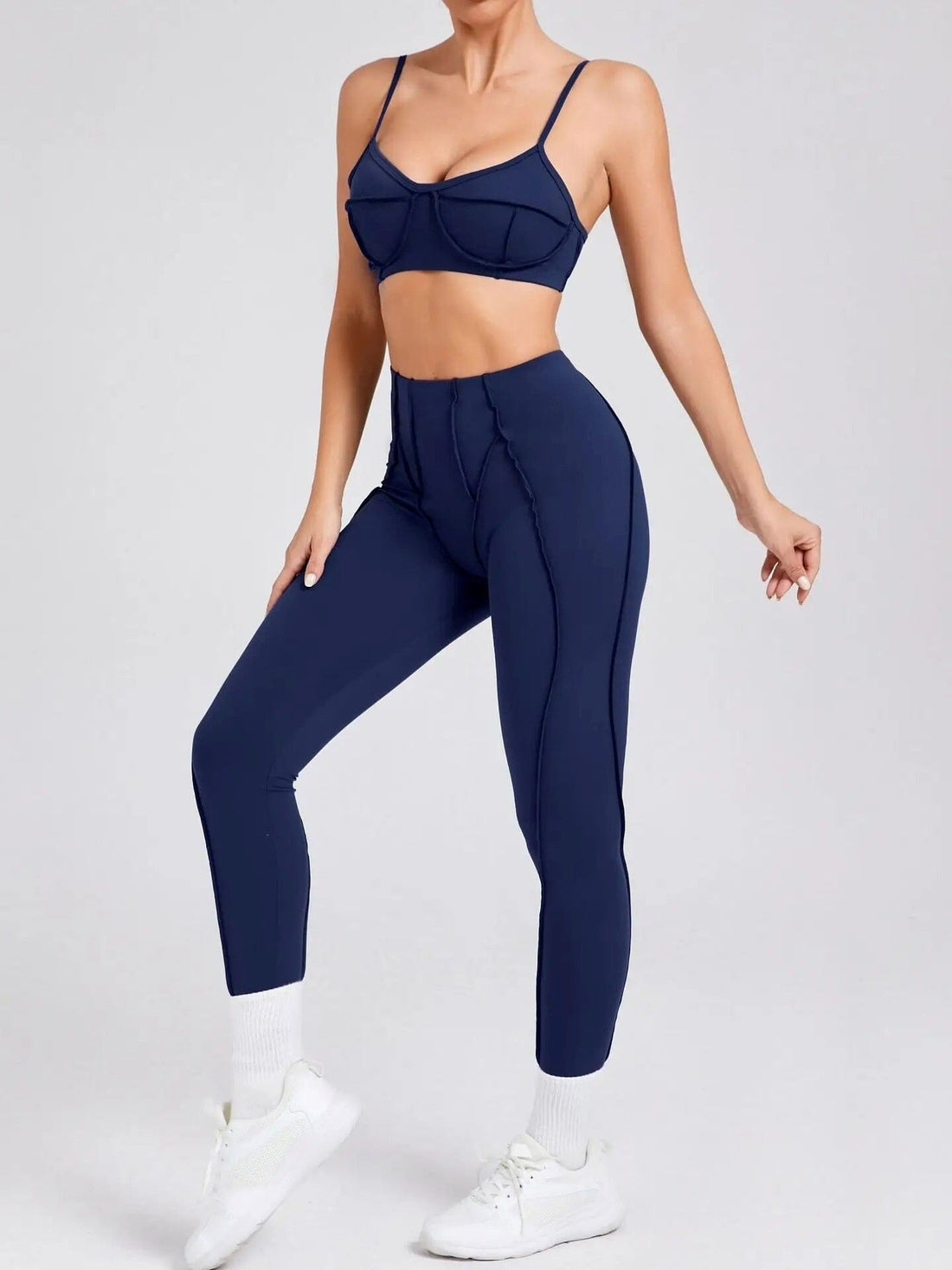 Ensemble Sport Sculptant Yoka  - 2025 | Yogaova