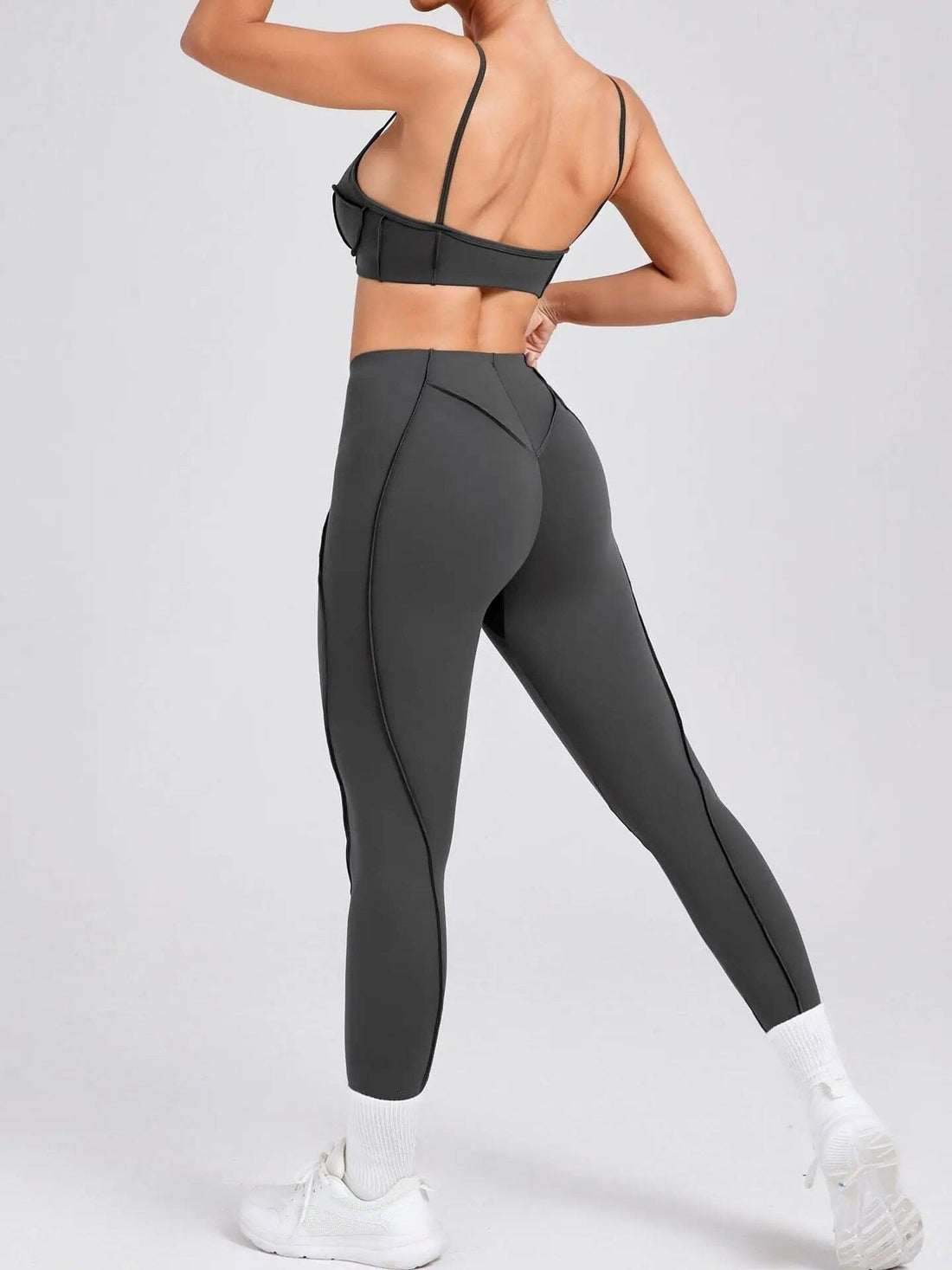 Ensemble Sport Sculptant Yoka  - 2025 | Yogaova