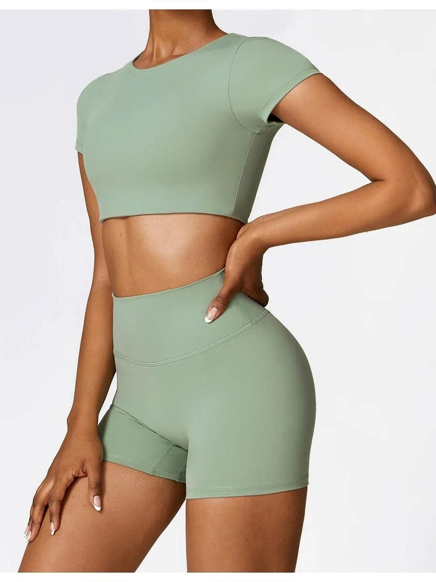Ensemble Sport Short et Crop Top - DynamoDiva | Yogaova
