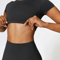 Ensemble Sport Short et Crop Top - DynamoDiva | Yogaova