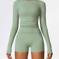 Ensemble Sport Short et T-Shirt Manches Longues - DynamoDiva | Yogaova