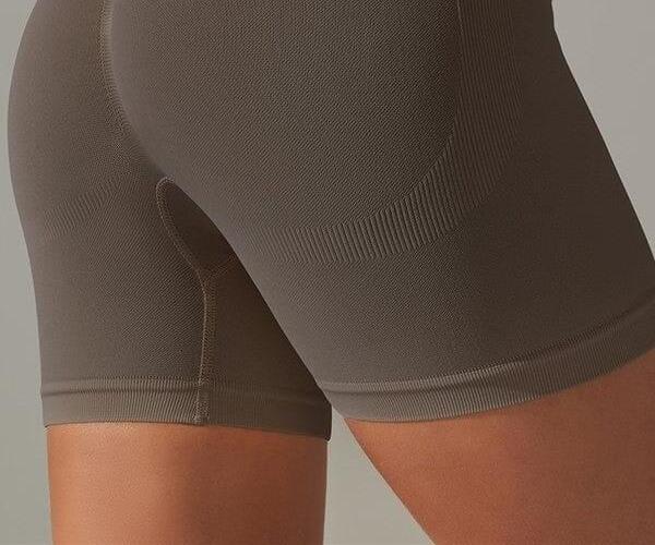Short Sport Moulant Taille Haute (Push Up) Yogaova | Yogaova